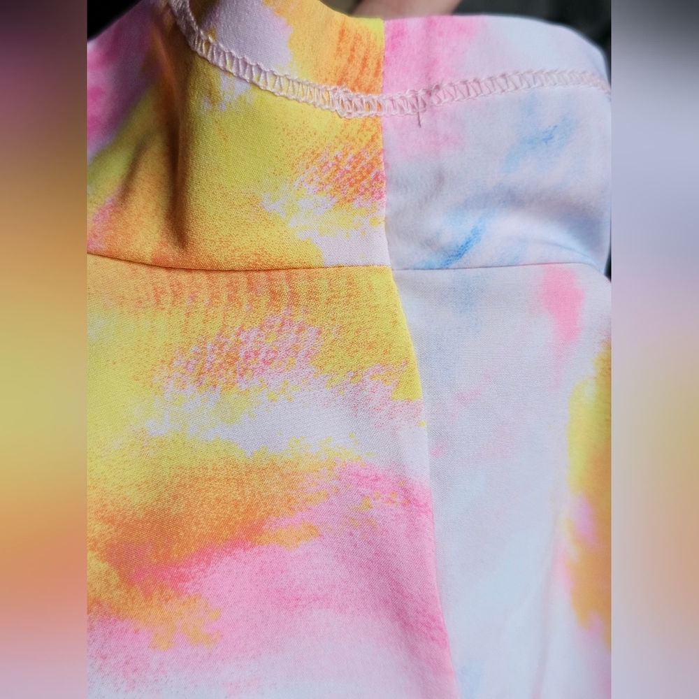 Tie-Dye Snoopy & Charlie Brown V-Neck Scrub Top - Pink Multi - Picture 9 of 10